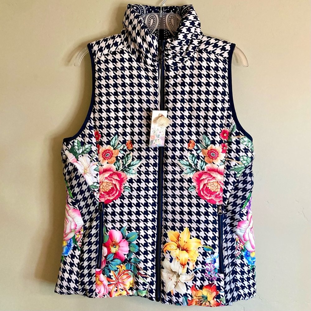 NEW Johnny Was Sasha Vest Reversible Puffer Houndstooth Floral Black White Sz M - Picture 8 of 16